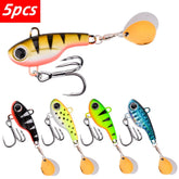Kit 5 Iscas de Metal Tipo Spoon e Spinner – Afundantes, com Cauda de Lantejoula Giratória, Arremesso Longo, Ideais para Robalo e Pesca no Mar